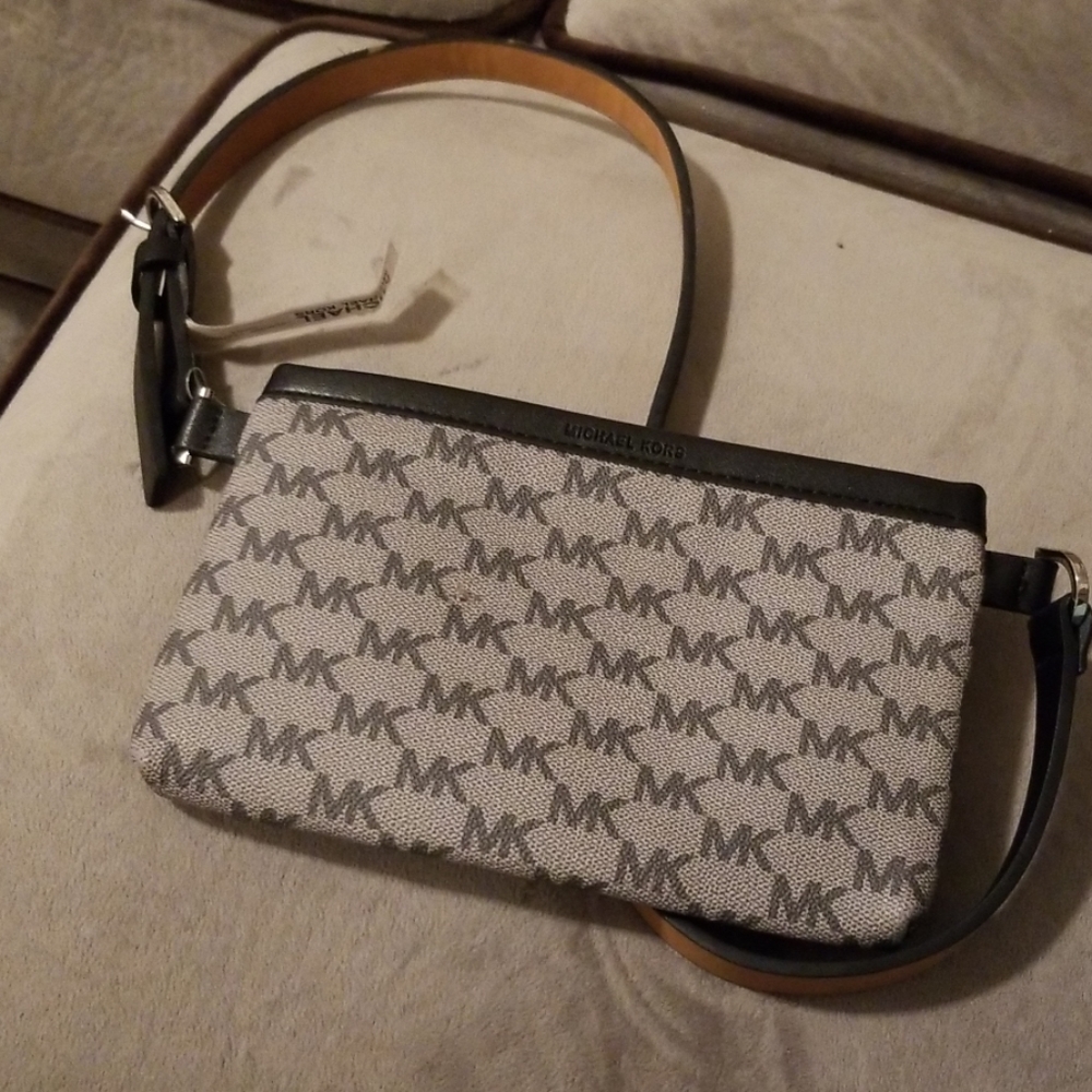 Nwt Mk Michael Kors monogram belt bag